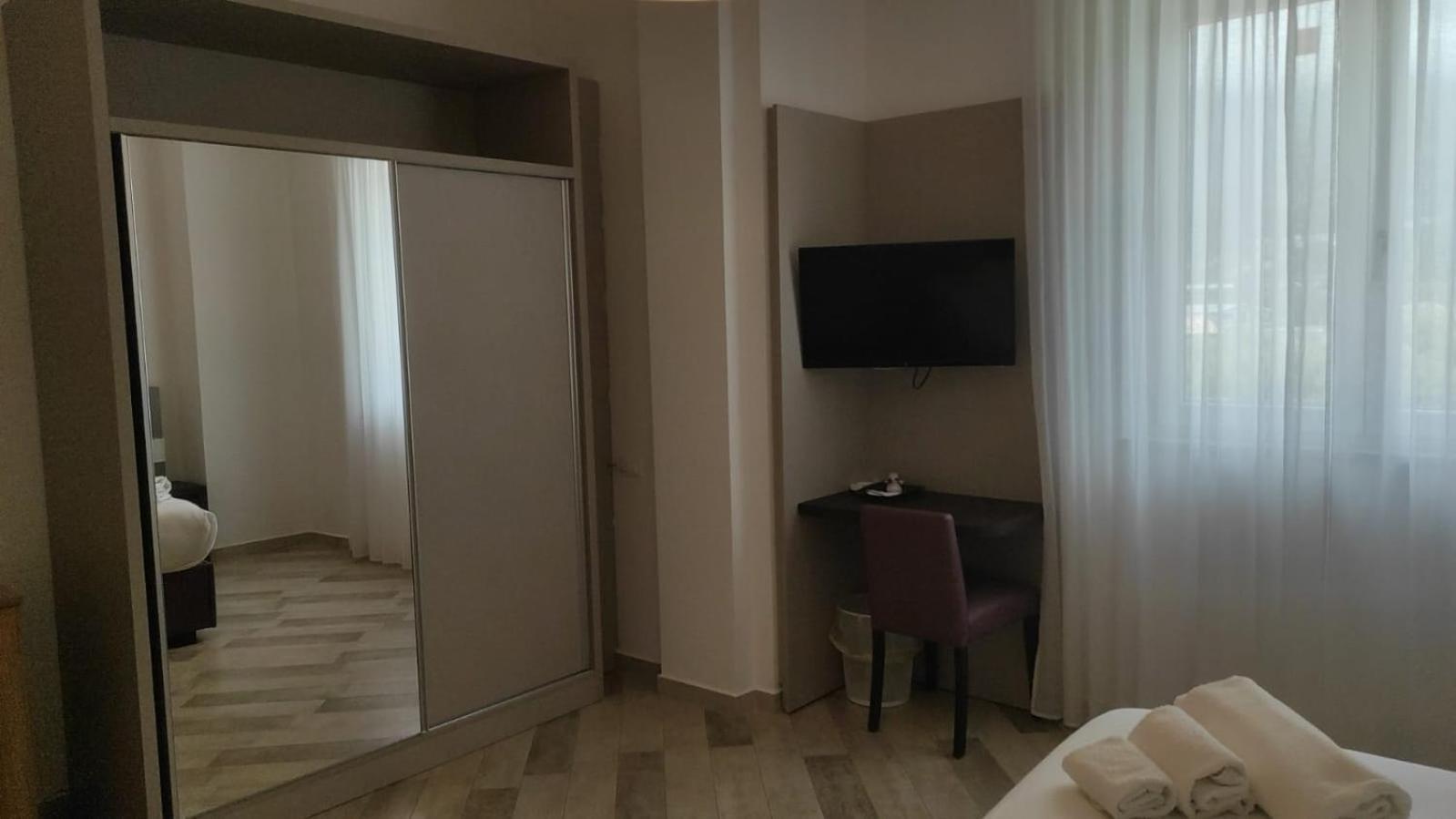La Perla Del Tirreno Guest House Sapri Eksteriør bilde